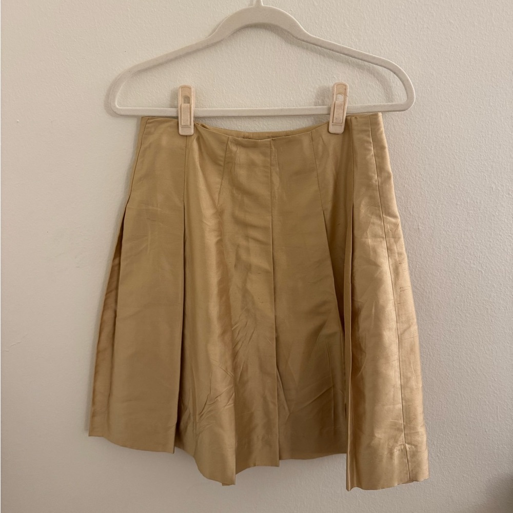 Banana Republic A-Line Pleated Silk Gold Skirt in Size 2P